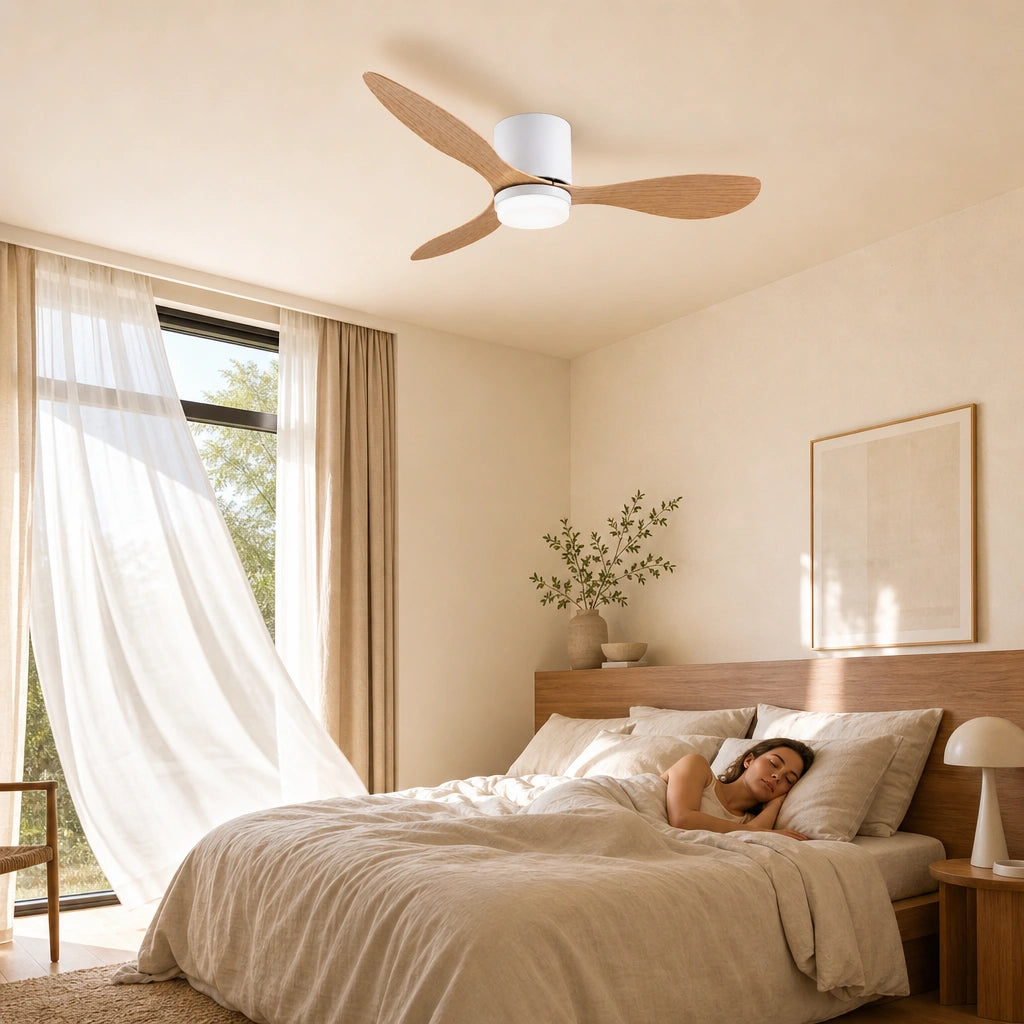 Ventilateur de Plafond Silencieux - Moteur DC, 6 Vitesses & LED Tricolore | Confort Thermique Discret